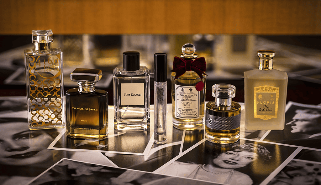 Bottles and aroma compounds for fragrance and flavours